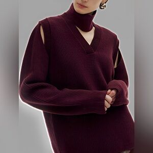 NWT Commense Oversized Burgundy V-Neck w Detachable Turtleneck Sweater - Sz M